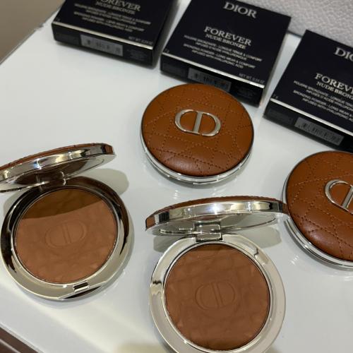 برونزر ديور - متوفر بدرجتين