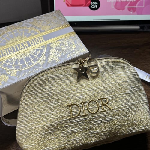 شنطة ديور الذهبية مع البوكس