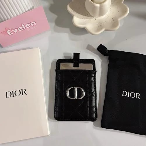 Card holder مع مرايا