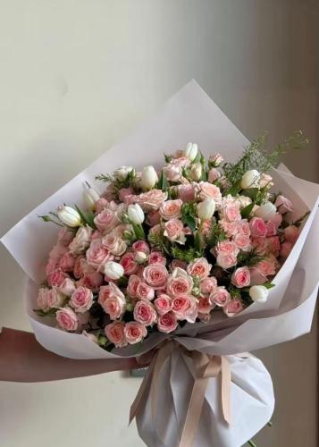 Baby Rose bouquet