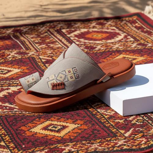 شرقي فاخر