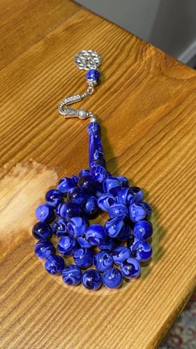 مسباح ازرق مموج