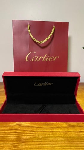 قلم كارتير سانتوس (غطاء) طبق الأصل