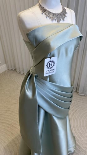 فستان نرمين