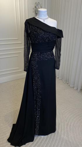 فستان العنود