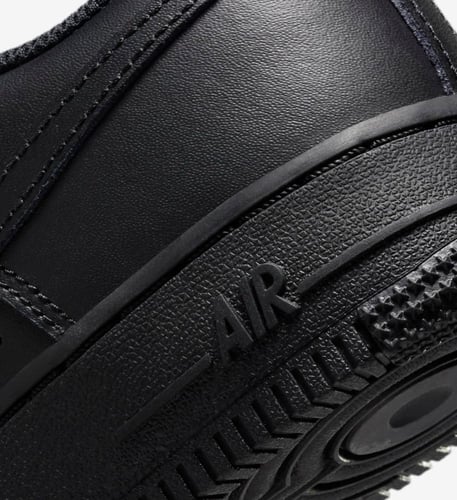 Nike Air Force 1 LE FULL BLAVK