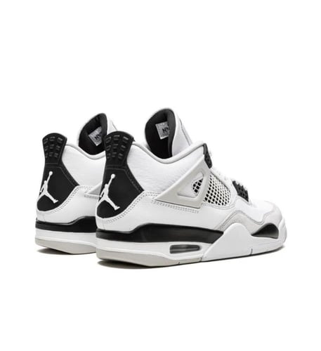Air Jordan 4 Retro "Military Black