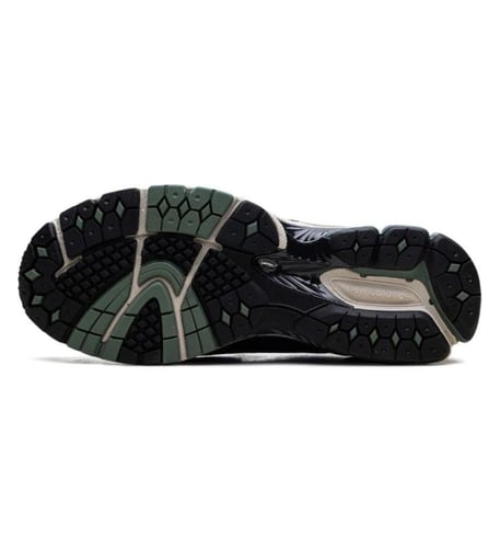 New Balance 1906L “Metallic/Navy/Dark Juniper