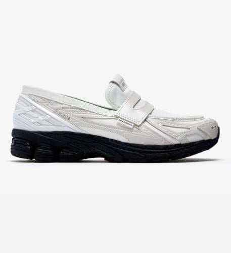 New Balance 1906L “white