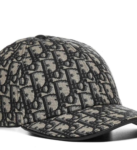كاب Dior CAP