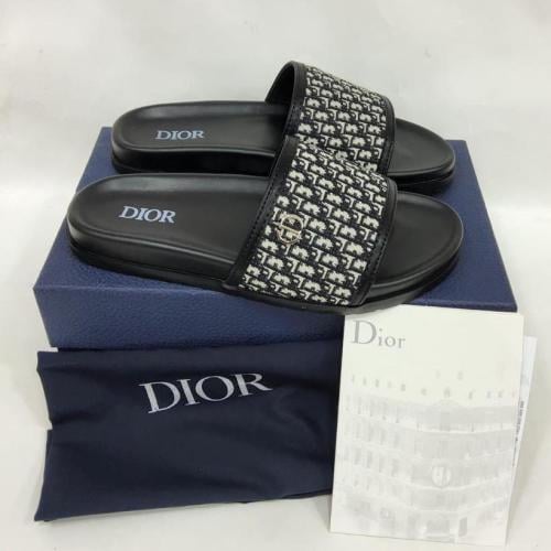 صندل DIOR اسود / ابيض