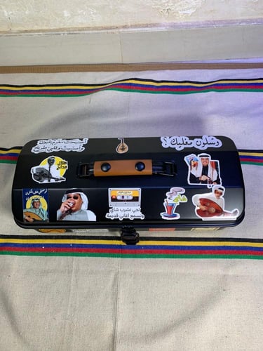 صندوق شاي حديد فارغ