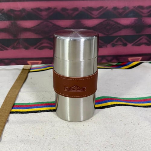 سكرية حجم S, Lمع الجلد