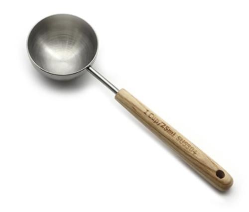 مكيال مقبض خشب