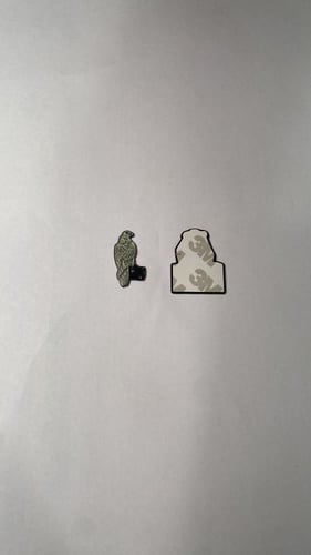 استيكر حديد للجوال صقر 3M