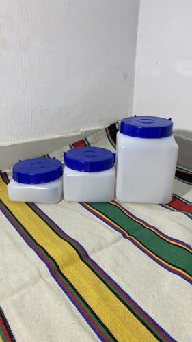 علبة بلاستيك