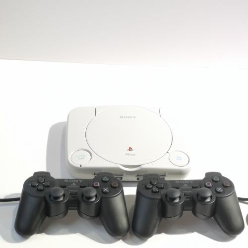 PLAYSTATION 1 slim