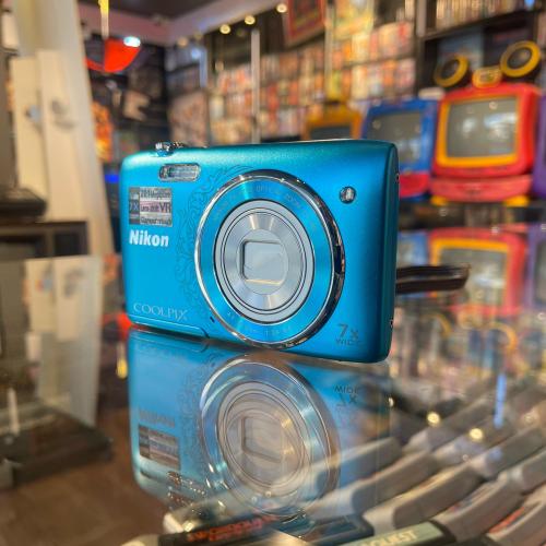 nikon coolpix s3500