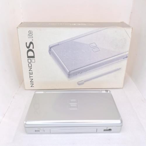 NINTENDO DS LITE