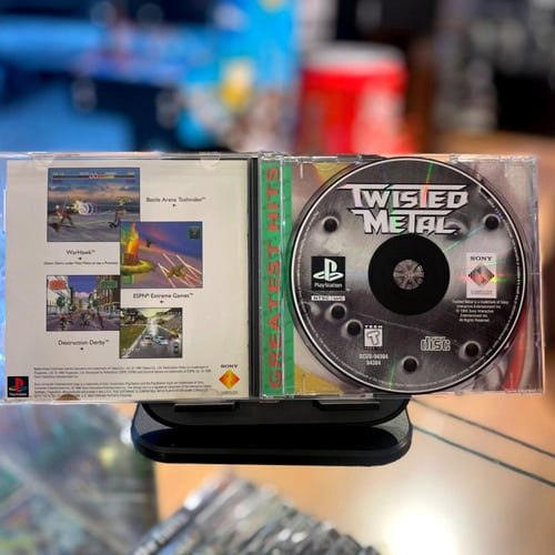 TWISTED METAL