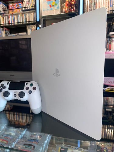 PS4 SLIM