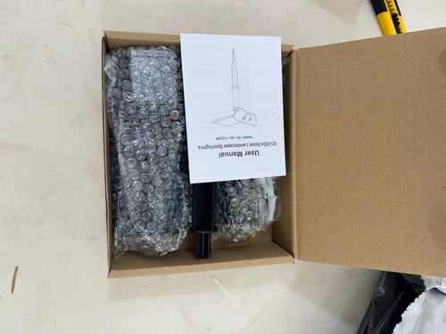 كشاف غرس حدائق مدمج طاقة شمسية وقاعدة تثبيت