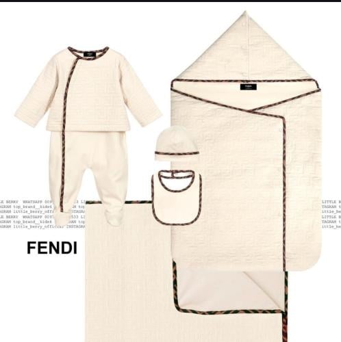 طقم اطفال فيندي