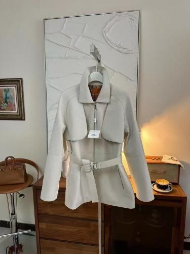 هيرمز جاكيت