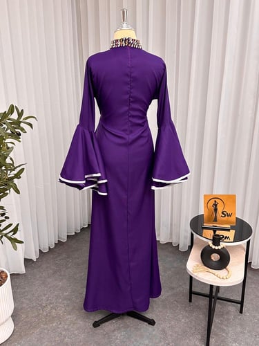 فستان بنفسجي انيق