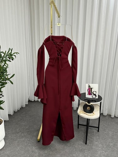 فستان برغندي ناعم