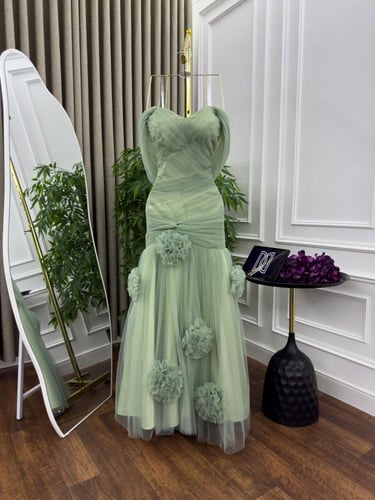 فستان ترانيم تيفاني