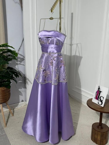 فستان بنفسجي انيق