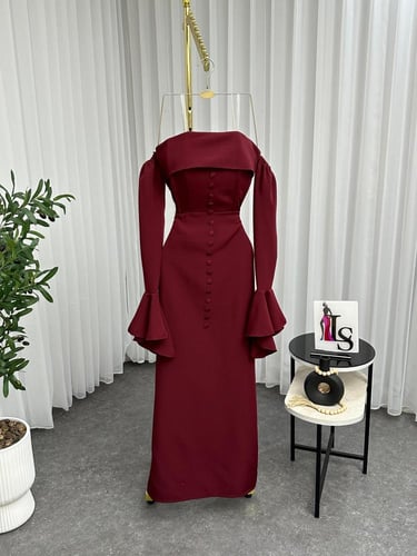 فستان برغندي ناعم