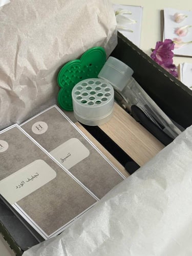 بوكس تنسيق وتجفيف الورد