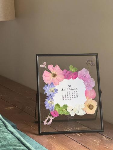 كالندر فريم || ٨ انش