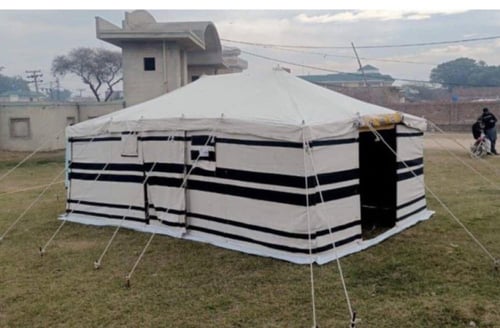 خيام مخطط ابيض خط اسود 4*4 يارد 3 غاظ 30 مل