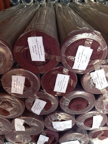 قماش صيني عنابي 1.5 *60 ياردة 300 جرام