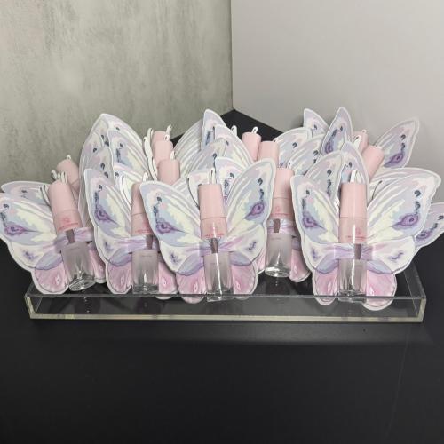 A bit of everything - توزيعات عطور للعيد