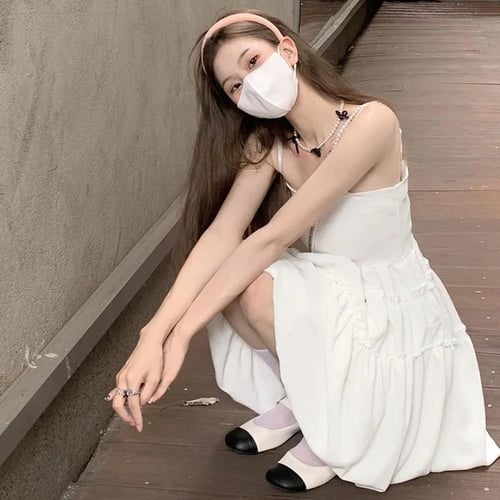 فستان نسائي صغير