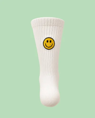 شراب بشعار smiley face