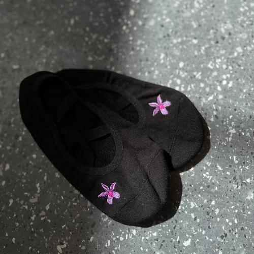 Lavender shades Pilates socks
