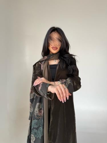 Korean Velvet Abaya • Printed Detail