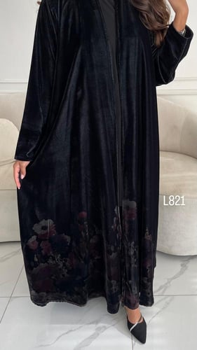 عباية مخمل طباعة قصة عادية ستريت