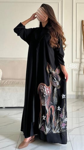 عباية كريب سبشل رسم يدوي وشك يدوي قصة عادية ستريت