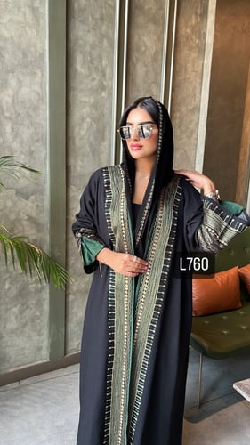 عباية كريب بلقيس تطريز يدوي هاري قصة عادية ستريت