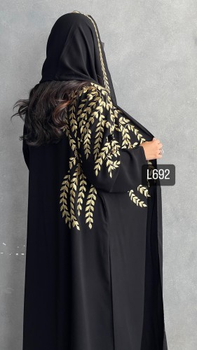 عباية كريب بلقيس تطريز يدوي قصة عادية ستريت