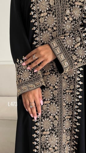 عباية كريب سبشل تطريز كمبيوتر قصة عادية