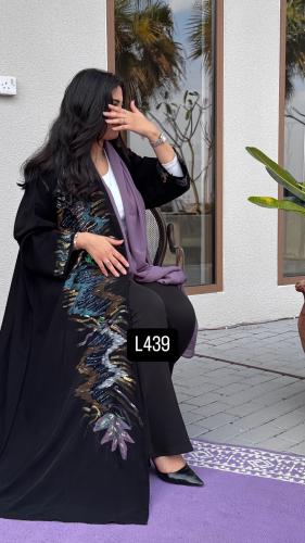 عباية كريب سبشل رسم يدوي وشك يدوي قصة عادية ستريت