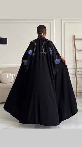 عباية كريب سبشل رسم يدوي وشك يدوي قصة بشت