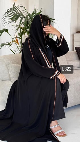 عباية كريب بلقيس تطريز يدوي قصة نص بشت